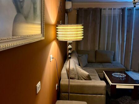 🏠 Jepet apartament me qira 1+1  📍 Adresa: Komplet Magneti, tek 21 Dhjetori💰 Çmimi: 50,000 lek/muaj