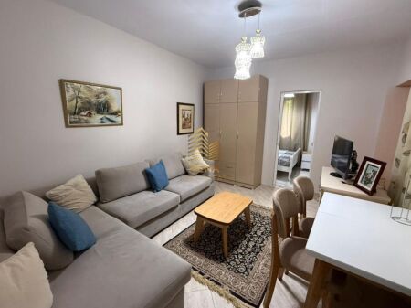Rent, Private Entrance 1+1+Veranda, Glass Window, 40,000 Lek/Month Negotiable