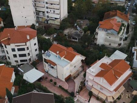 Villa in affitto per attività commerciale alle Ville di Selita