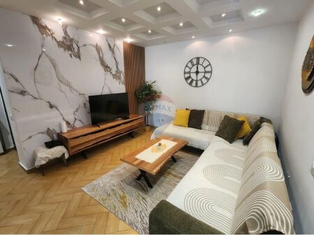Apartment - For Rent - Bardhok Biba Street, Tirana