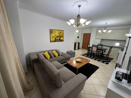 Apartament 2+1 per qera Kompleksi kika 1 Komuna e parisit !