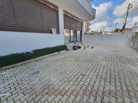 In Rrashbull Durrës a business premises is for RENT