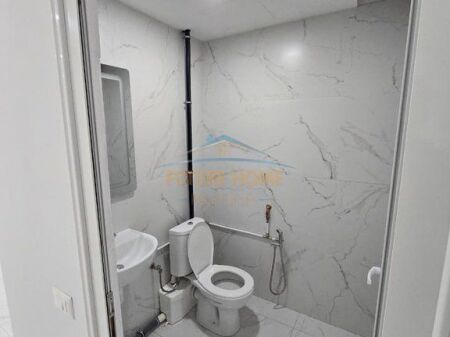  Ambient Biznesi, Komuna e Parisit, Tirane