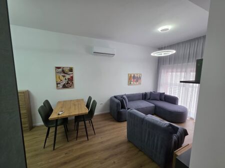 🏡 Appartamento 2+1 in Affitto 📍 Ali Demi, Complesso Kadiu💰 Prezzo: 50.000 lek/mese