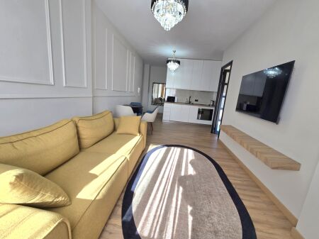 Apartament 2+1 Me Qira Prane Qendres ne Tirane  📍Rruga Him Kolli