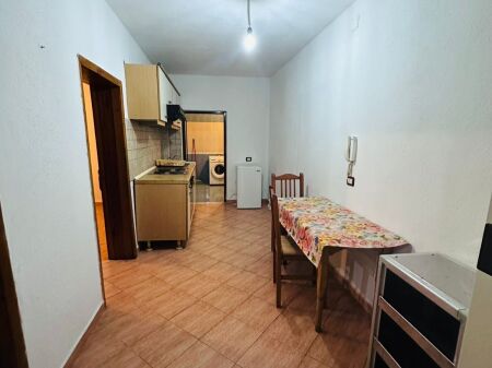 Appartamento 1+1+1 Balcone In Affitto