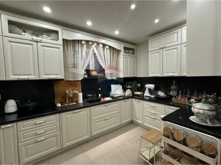 Super 3+1 apartment for sale at Kika Complex 1, Paris Commune!