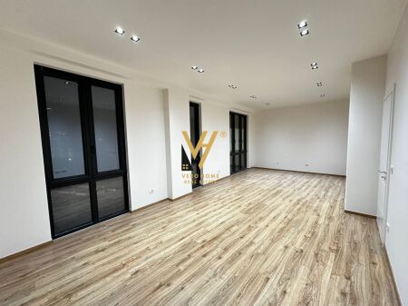 UFFICIO 96 M2 IN AFFITTO IN VIA ELBASAN 160.000 LEKE