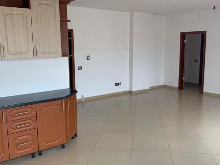 Apartament 3+1 per qira tek Tower Bridge 3 tek Oxhaku.