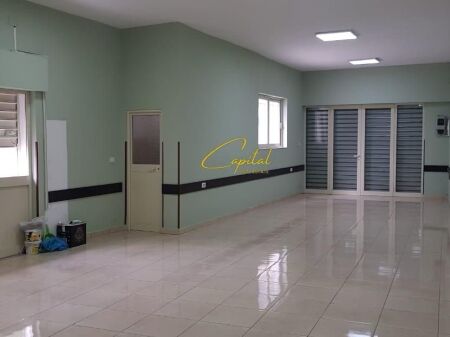 LOCALE COMMERCIALE IN AFFITTO 100 M2 VIA BARDHYL 100.000 LEKE