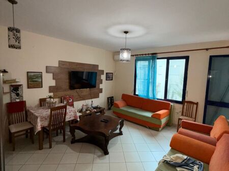 🏡 APARTAMENT NË SHITJE 1+1 – Golem