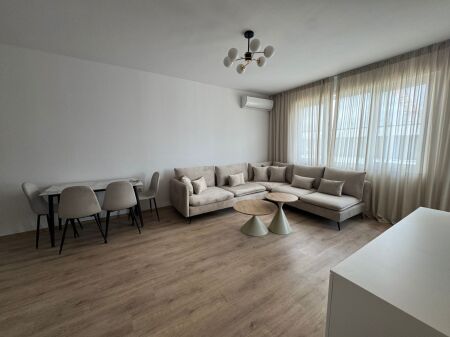 Apartament 2+1 per qera Univers City !
