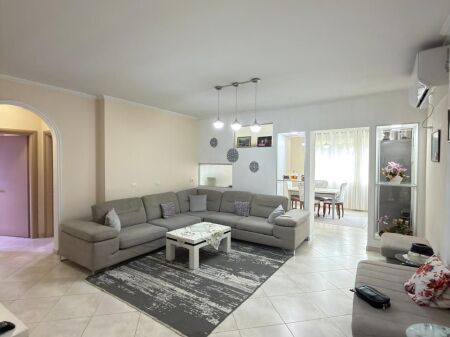 🏡 Apartament 2+1+2+Parkim për Shitje – Liqeni i Thatë, Tiranë
