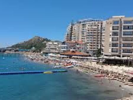 SHITET APARTAMENT 1+1 NE DURRES PLAZH