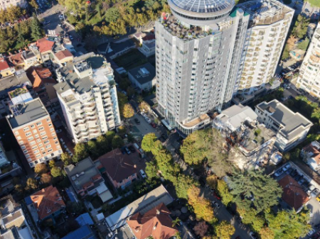 🏢 OPPORTUNITÀ DI INVESTIMENTO – EDIFICIO  VILLA A BLLOK