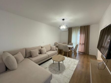 🏡 Jepet me qira apartament 2+1 tek Rruga Ali Demi