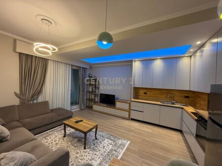 Appartamento 2+1+2+posto auto in Affitto al Nuovo Boulevard 800 € /Mese