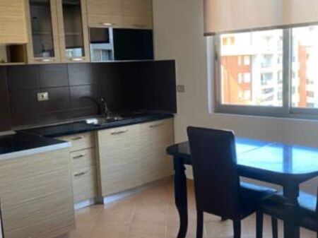 Vendesi in vendita appartamento 1+1 Astir vicino a Vero Caffe