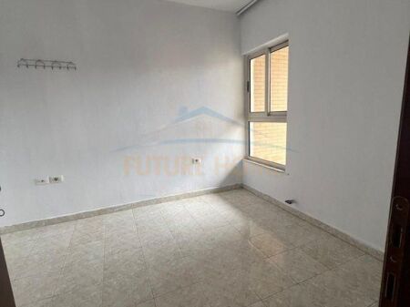 Affitto, Appartamento 1+1, Campo di Aviazione