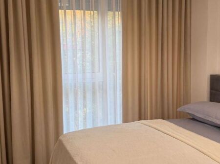 Jepet me qira apartament 1+1 në Fresk!