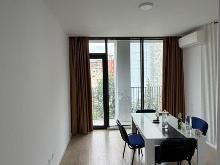 Affitto | Ambjent Biznesi+ Post Parkimi | Lake View Residence | 1000 €/mese