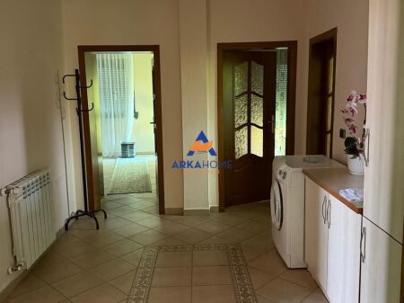 AFFITTASI APPARTAMENTO 2+1 "PRESSO L'AMBASCIATA AMERICANA" 800 EURO