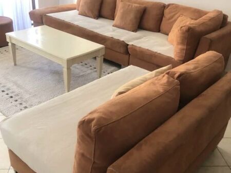 Jepet Me Qera Apartament 3+1+1 Ballkon