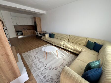 Appartamento 1+1+balcone in affitto Paskuqan 400€