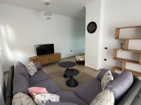 🏡 Jepet me qira apartament 2+1 te Kodra e Diellit, pranë Fondacionit Eleonora Kodra 📍