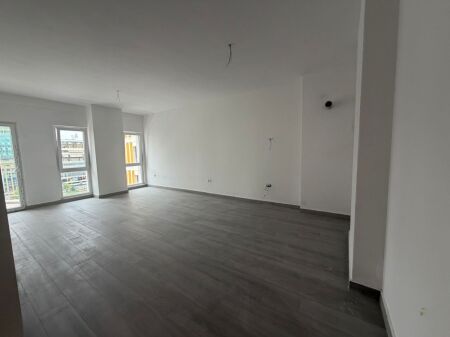 🏡 Appartamento 1+1 in affitto a Zogu i Zi.