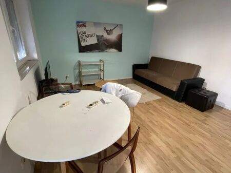 APARTAMENT ME QIRA 1+1 RRUGICA SALES , RRUGA E ELBASANIT
