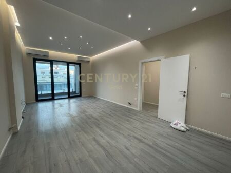 JEPER APARTAMENT PER ZYRA 2+1+2 TE ARLIS SQUARE 21!
