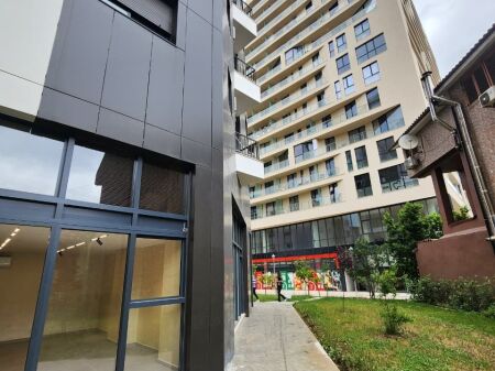 🏘️ For Rent: Shop 25m² - Ground Floor (Mine Peza / Golden Tower) 🔥 Ideal for your business | Great opportunity ✨️ 35,000 Lek/Month 💶💶