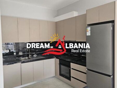 Apartament 2+1+2 me qera ne zonen e brrylit ne Tirane (ID 42215545)