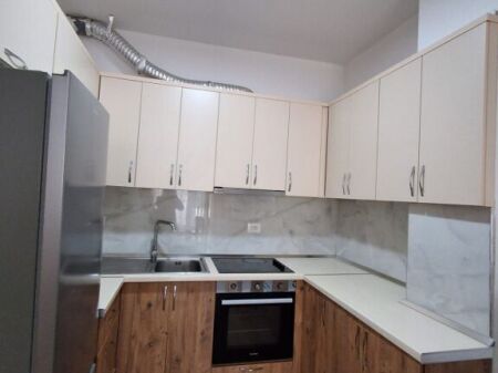 Apartament me qira tek Fiori di Bosco
