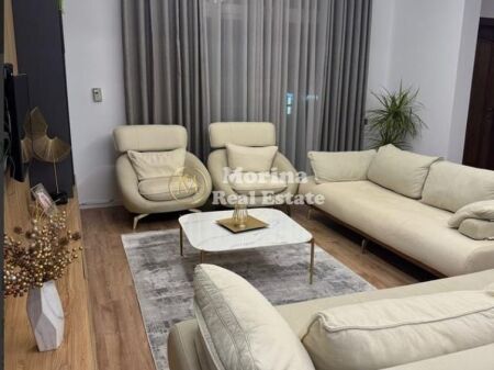 Affitto | Apartament 3 + 1 | Rruga Rrapo Hekali | 1000 €/mese