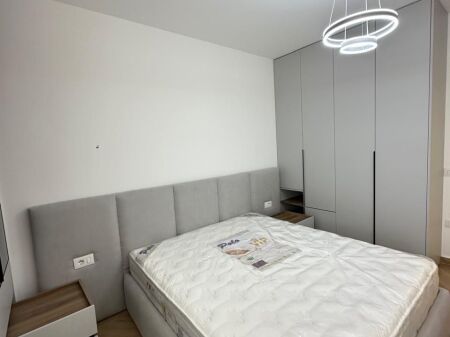 Shiten dy apartament se bashku, Rezidenca Oasis