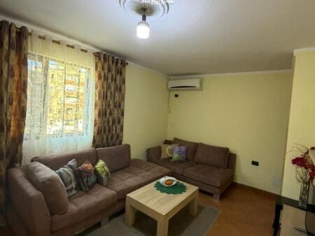 Apartament Me Qera 1+1 Tek Bulevardi i Ri (ID B211461) Tirane