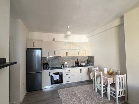 In vendita, Appartamento 2+1+Posto Auto, Yzberisht, Grand Gallery