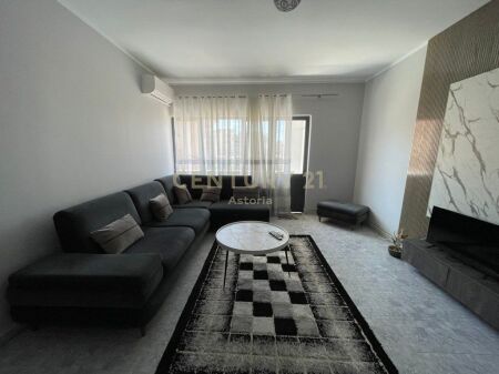 QIRA, APARTAMENT MODERN 2+1, VASIL SHANTO 650 € /Muaj