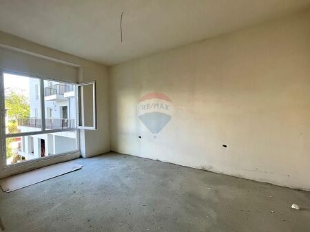 Apartment 1+1 for sale near Farmacia 10