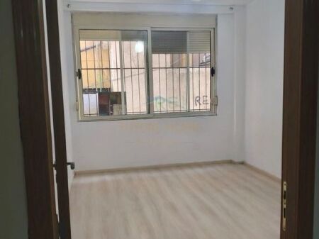 Vendesi in vendita, Appartamento 2+1, Via 5 Maji, Tirana