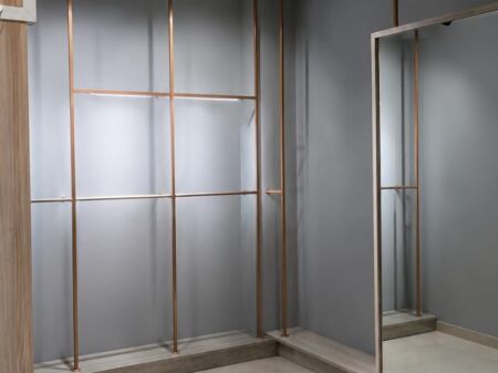 NEGOZIO IN AFFITTO 33 M2 VIA BARDHYL 80.000 LEKE FH-73171