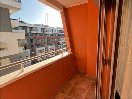In vendita, Appartamento 1+1, Unaza e Re, Tirana