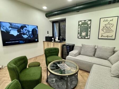 UFFICIO IN AFFITTO 130M2 VASIL SHANTO