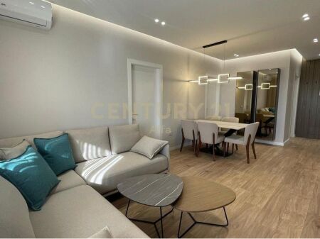 Appartamento 2+1 in affitto presso il residence "Golden Tower".