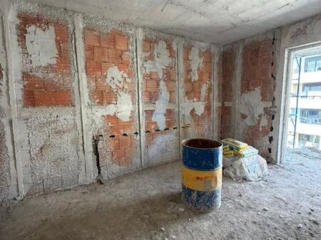 Shitet , Apartament 1+1+Post Parkimi , Ish Fusha e Aviacionit.