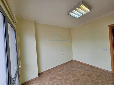 Affitto, Locale Commerciale, Zogu i Zi, Tirane.