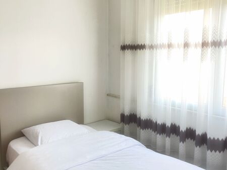 Jepet Me Qera Apartament 2+1+1 Ballkon