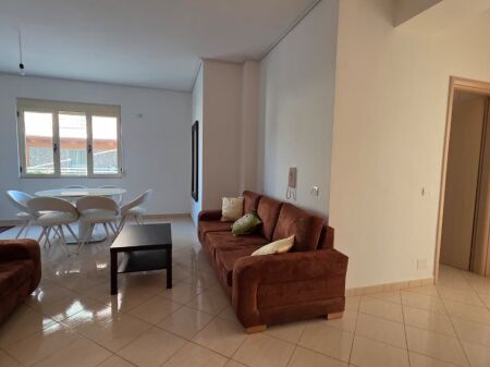 APARTAMENT 2+1 NË SHITJE ,transballkanike,Vlore